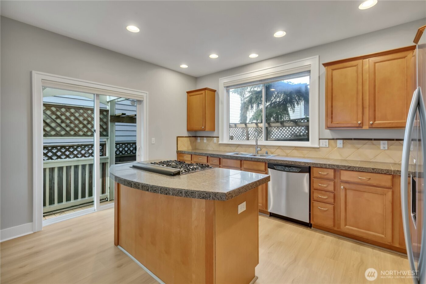 11524 SE 259th Street #101, Kent, WA 98030-7856