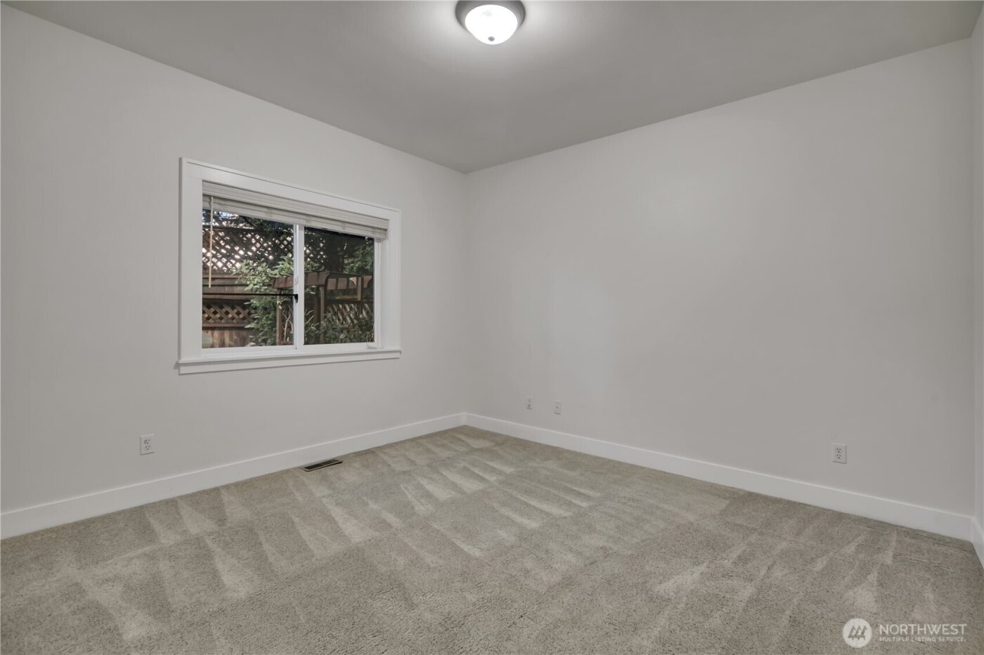 11524 SE 259th Street #101, Kent, WA 98030-7856