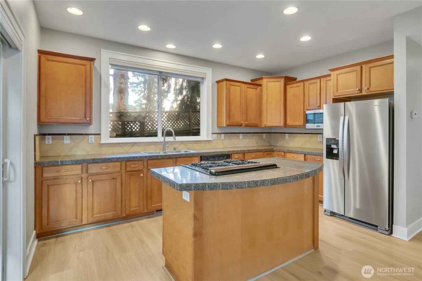 11524 SE 259th Street #101, Kent, WA 98030-7856