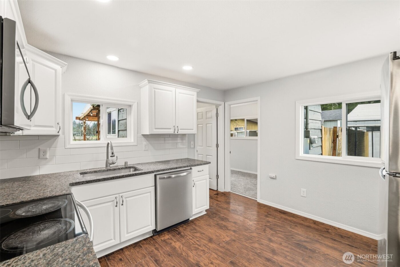 11606 Military Rd SW, Lakewood, WA 98498