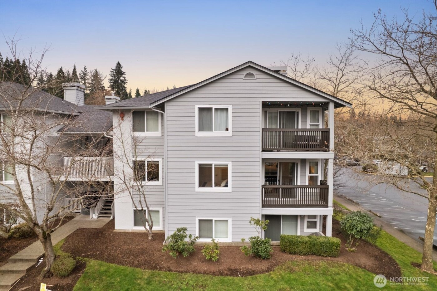 6700 NE 182nd Street #A208, Kenmore, WA 98028