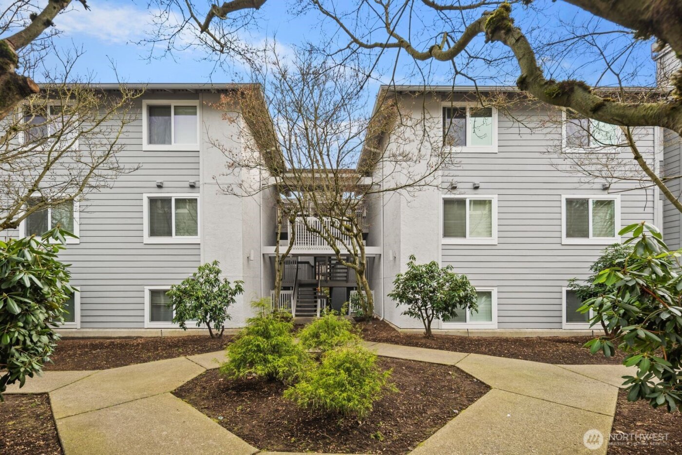 6700 NE 182nd Street #A208, Kenmore, WA 98028