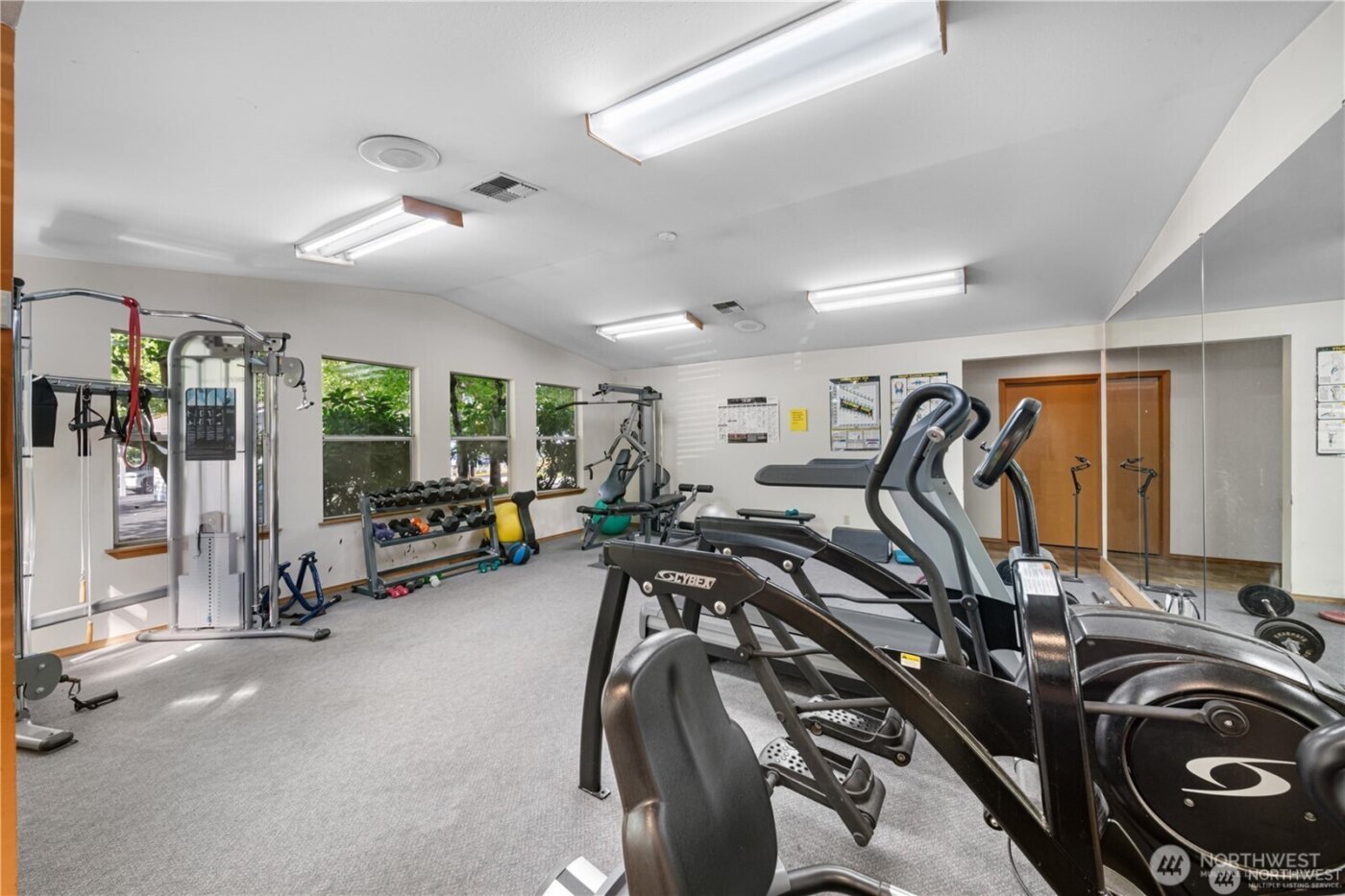 6700 NE 182nd Street #A208, Kenmore, WA 98028