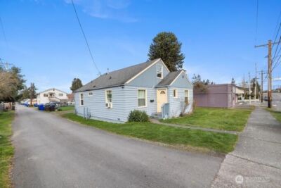 3013 19th Street , Everett, WA 98201 - Photo 2