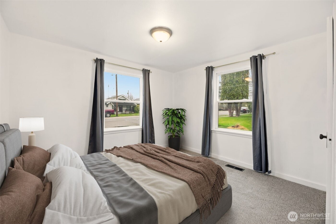 3013 19th Street , Everett, WA 98201