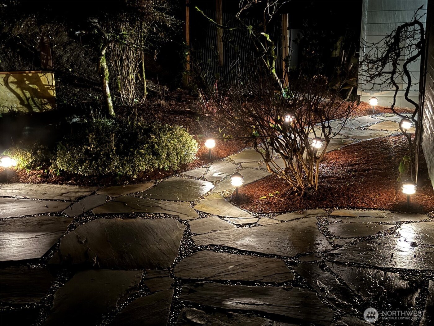 23990 Vinland Terrace NW, Poulsbo, WA 98370