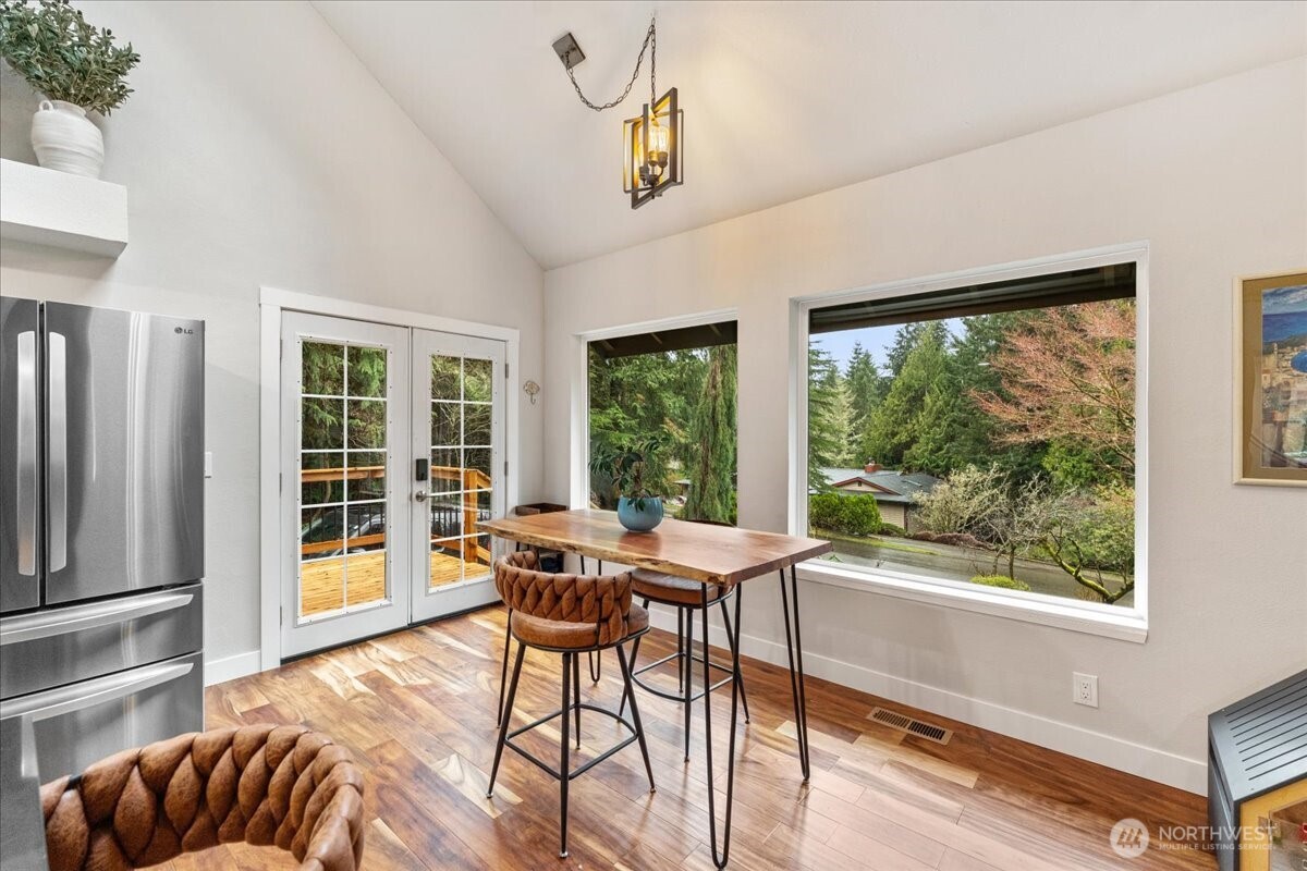 23990 Vinland Terrace NW, Poulsbo, WA 98370