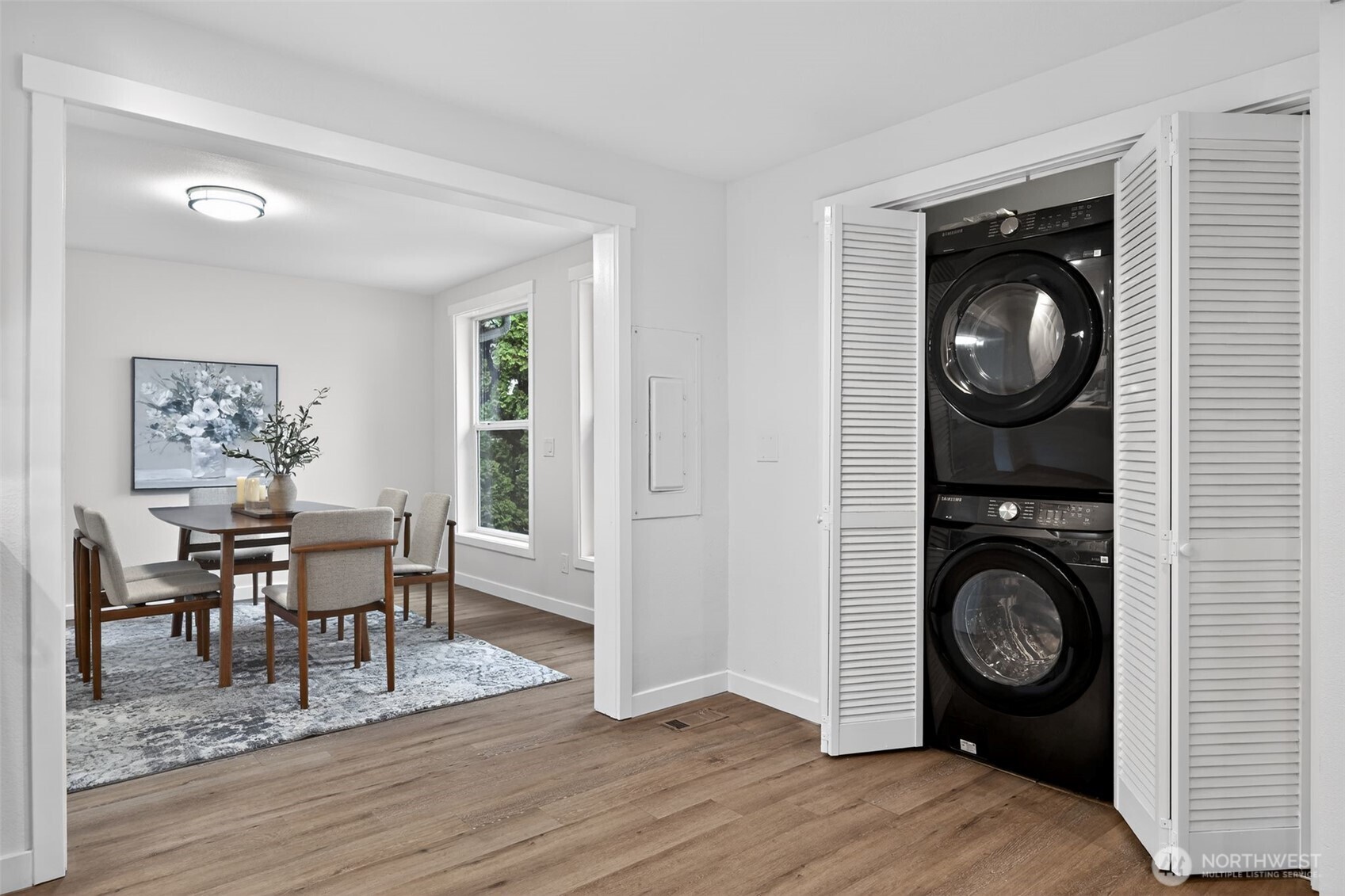 8742 3rd Avenue NW, Seattle, WA 98117