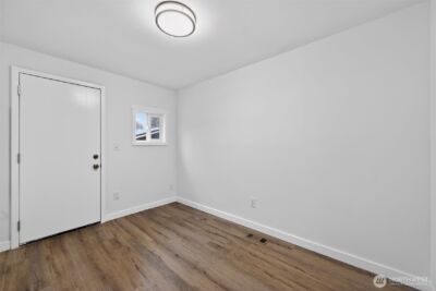 8742 3rd Avenue NW, Seattle, WA 98117 - Photo 23