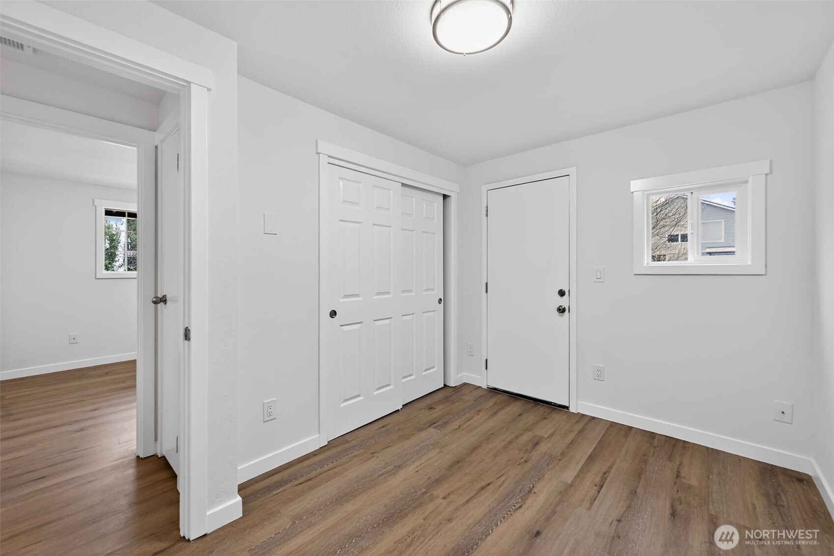 8742 3rd Avenue NW, Seattle, WA 98117