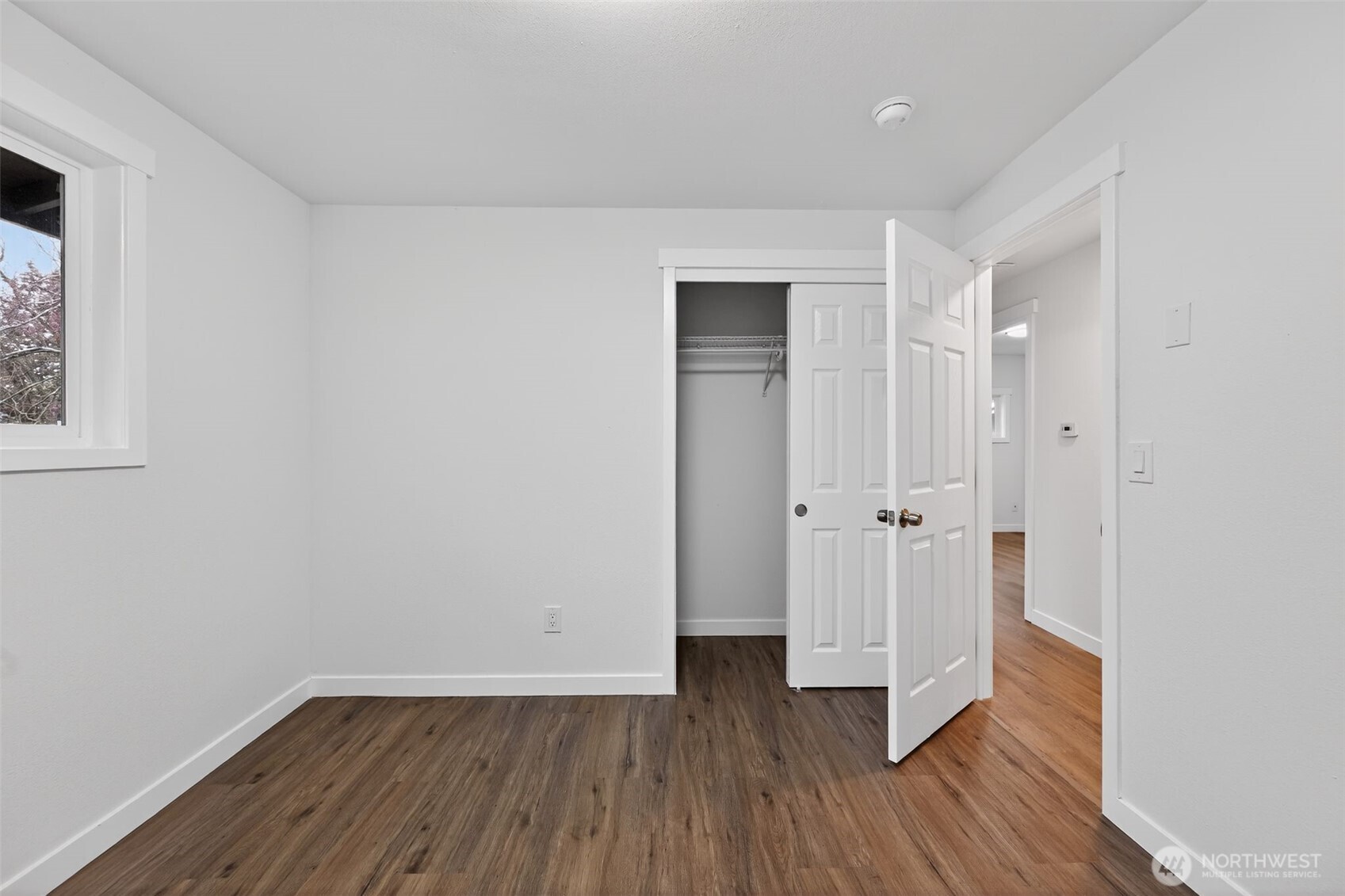 8742 3rd Avenue NW, Seattle, WA 98117