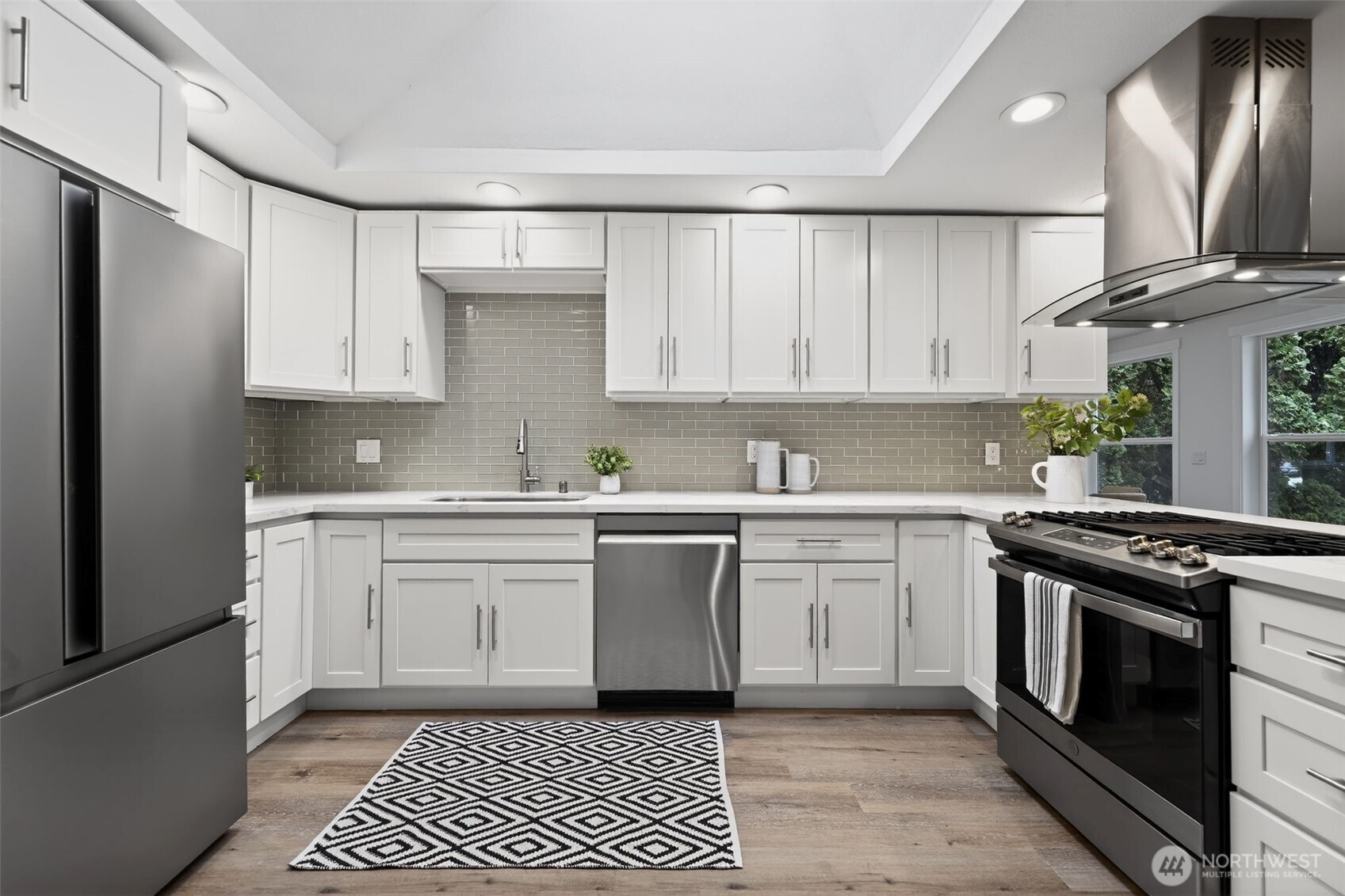 8742 3rd Avenue NW, Seattle, WA 98117