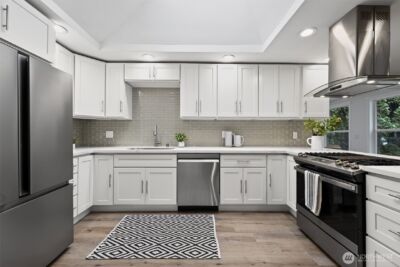 8742 3rd Avenue NW, Seattle, WA 98117 - Photo 8