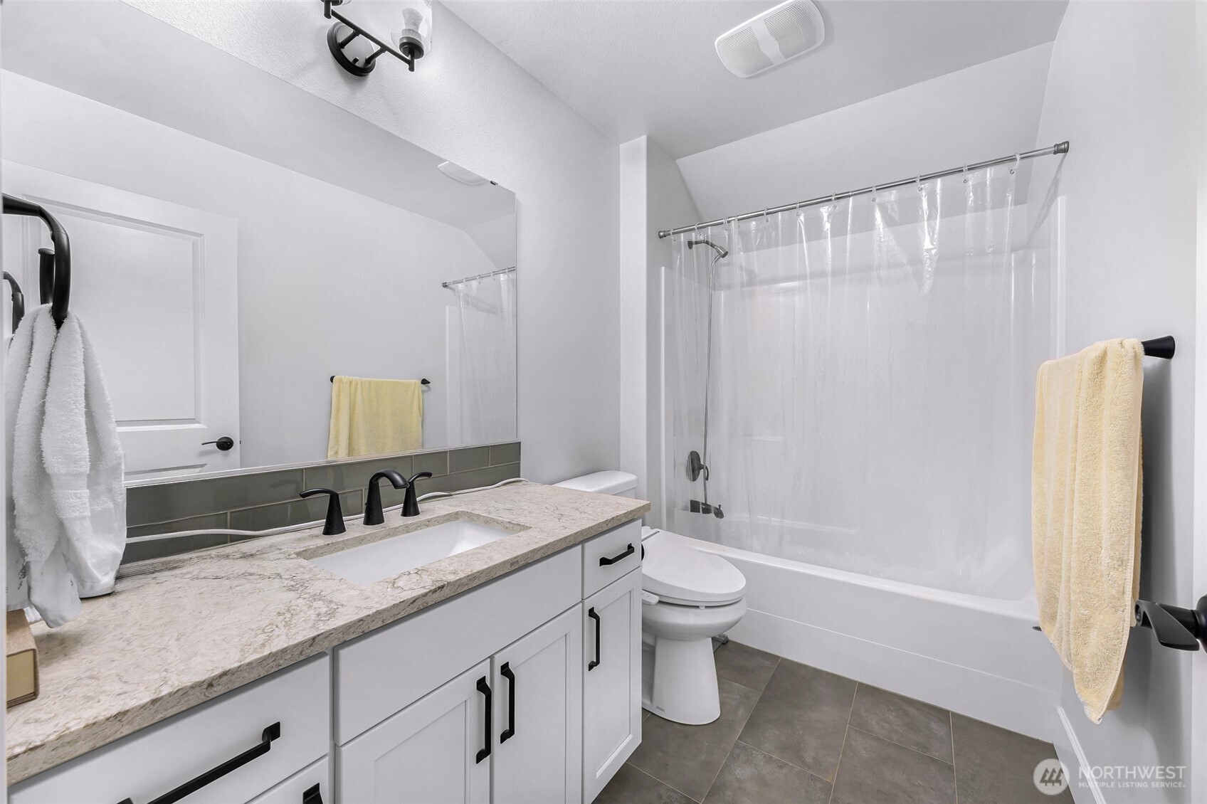 1396 Woods Point Loop , Ferndale, WA 98248