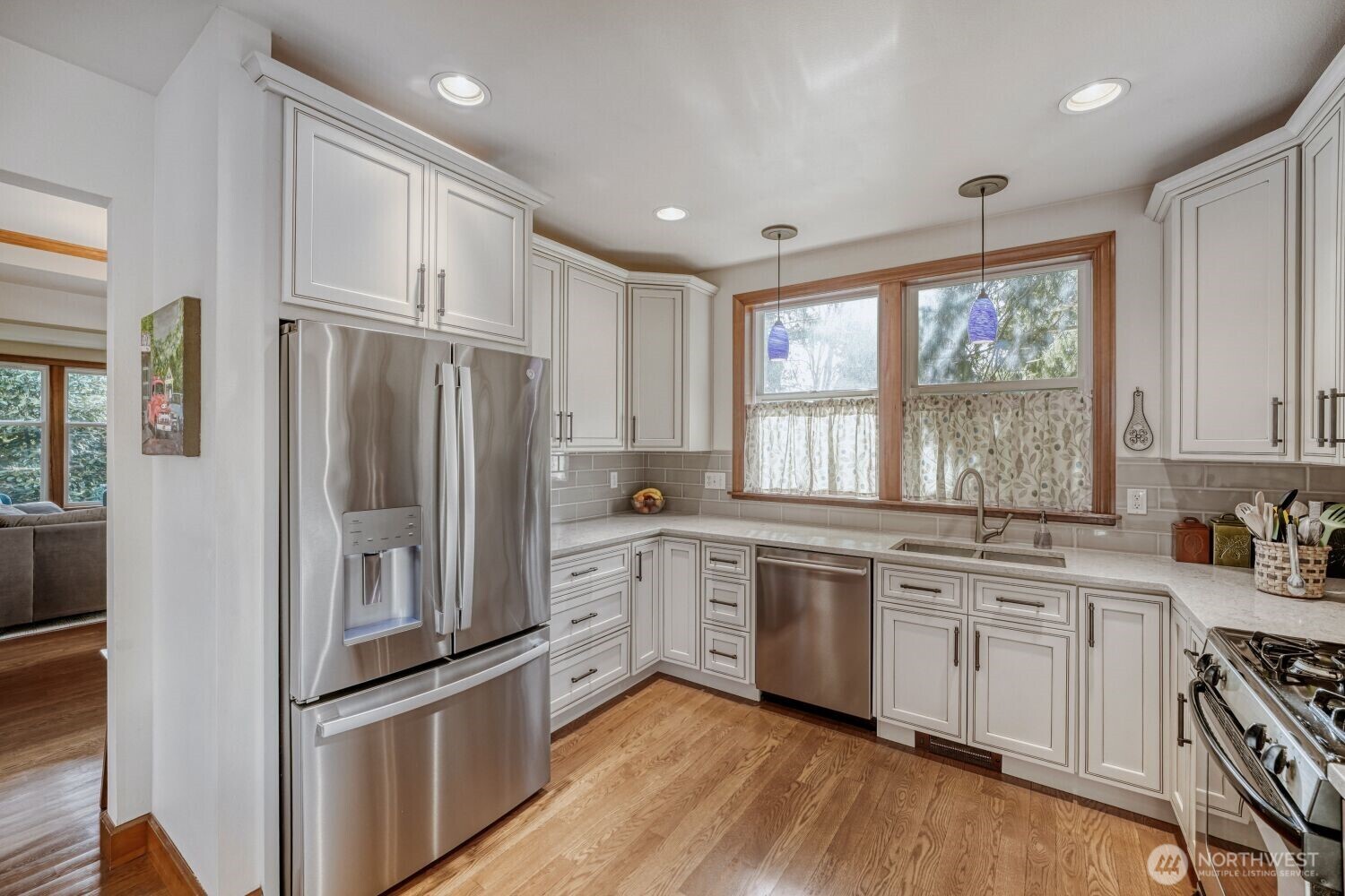 11740 Burke Avenue N, Seattle, WA 98133