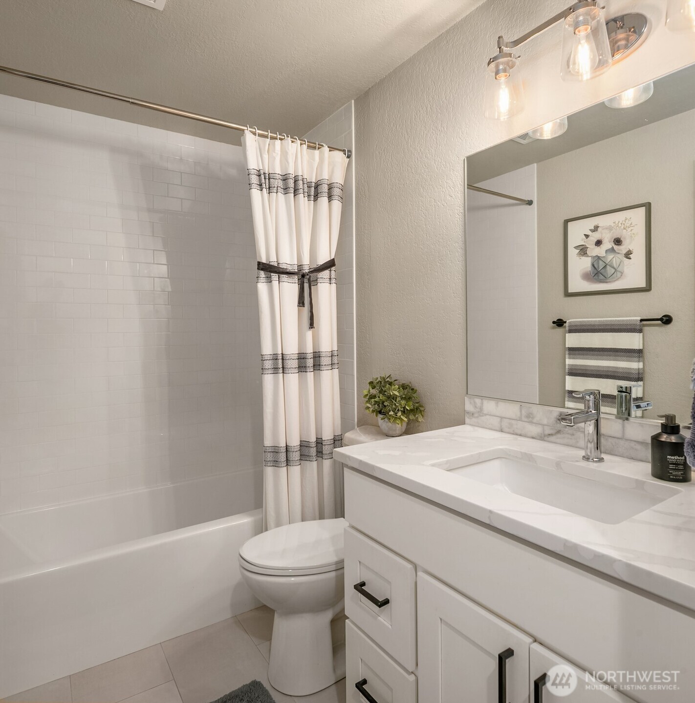 17407 3rd Avenue SE, Bothell, WA 98012