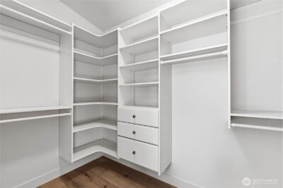 2560 30th Avenue W, Seattle, WA 98199 - Photo 14