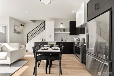 2560 30th Avenue W, Seattle, WA 98199 - Photo 5