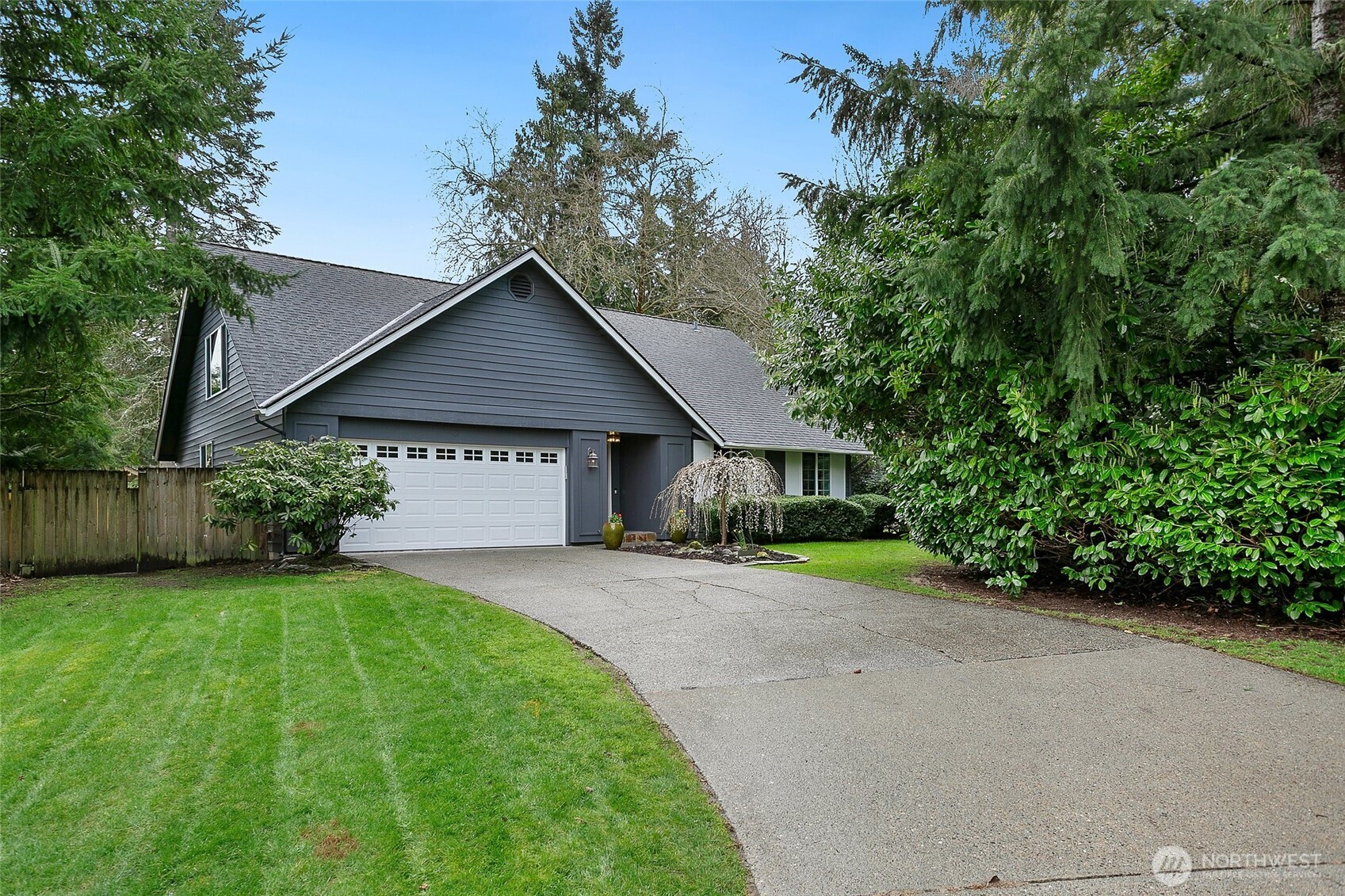 14203 NE 63rd Court , Redmond, WA 98052