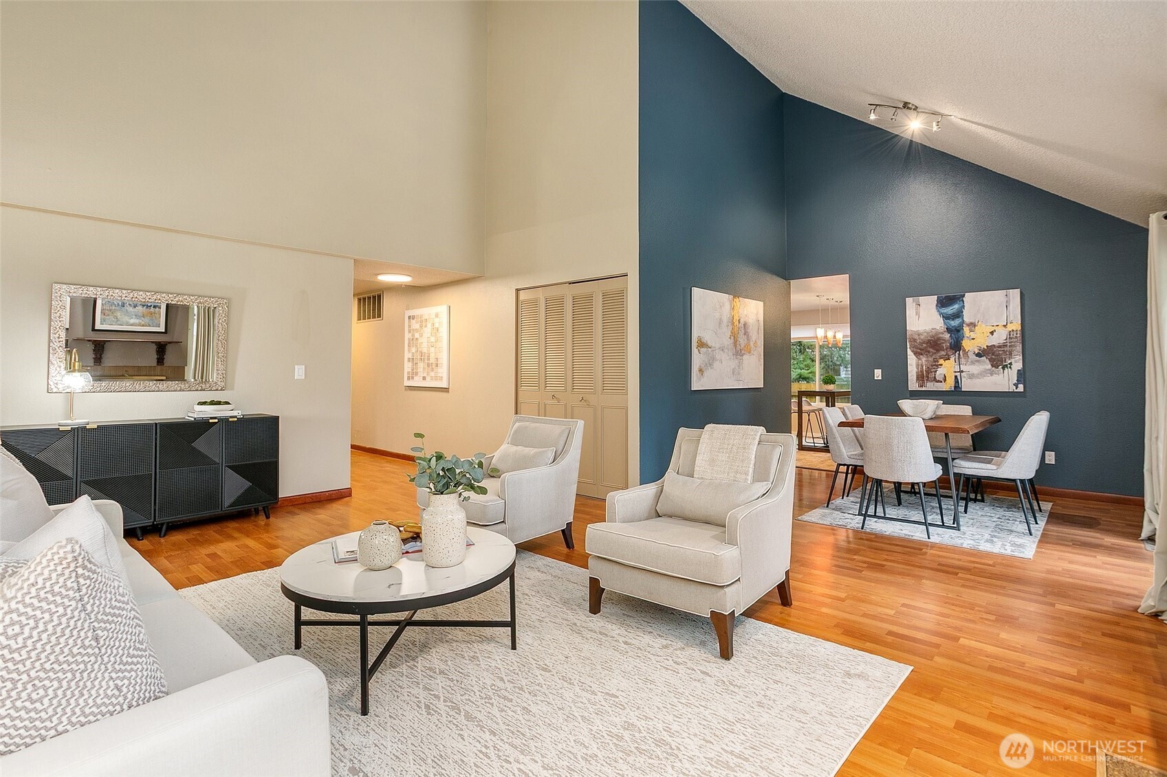 14203 NE 63rd Court , Redmond, WA 98052