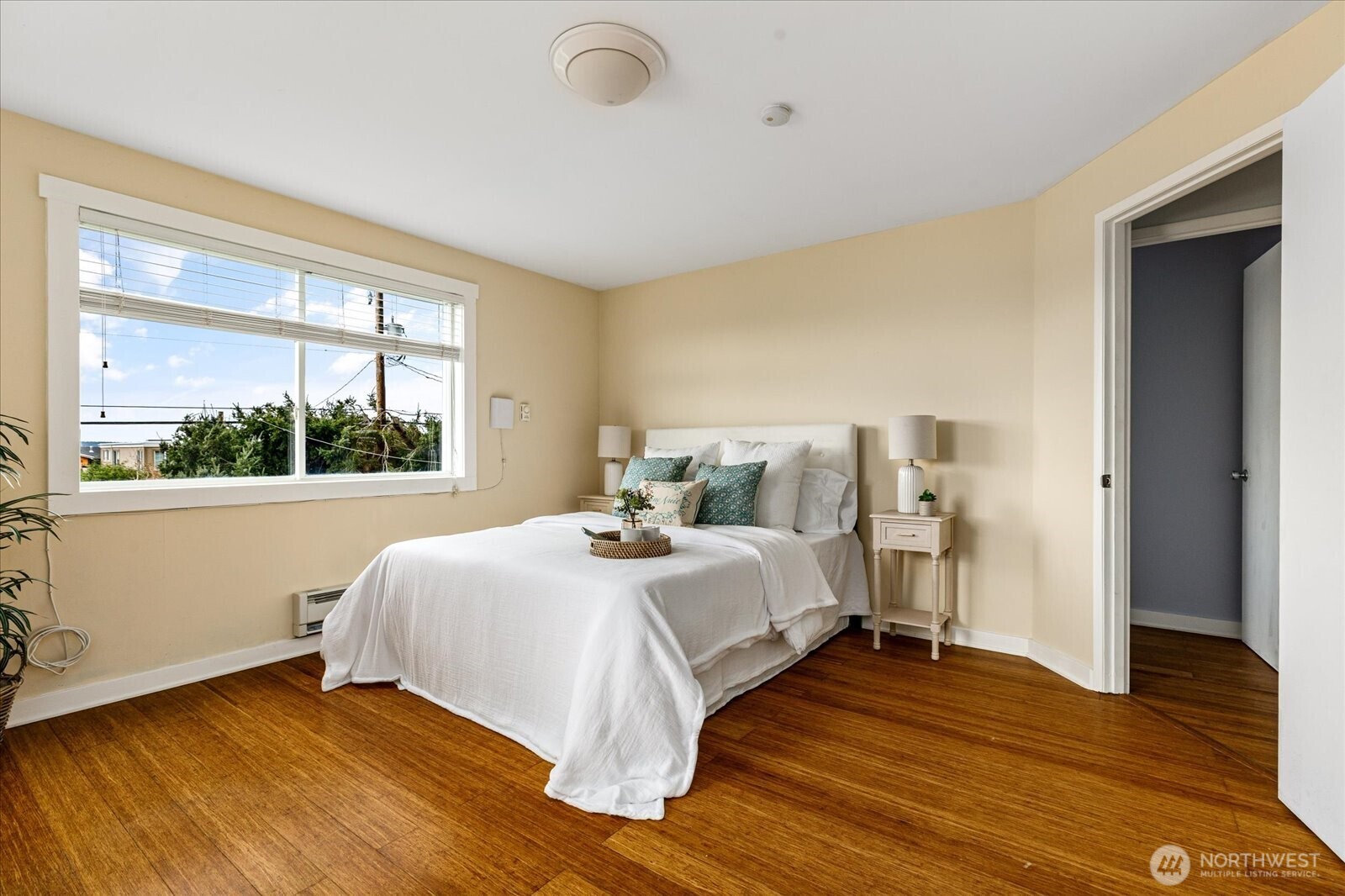 3661 Shorewood Avenue , Greenbank, WA 98253