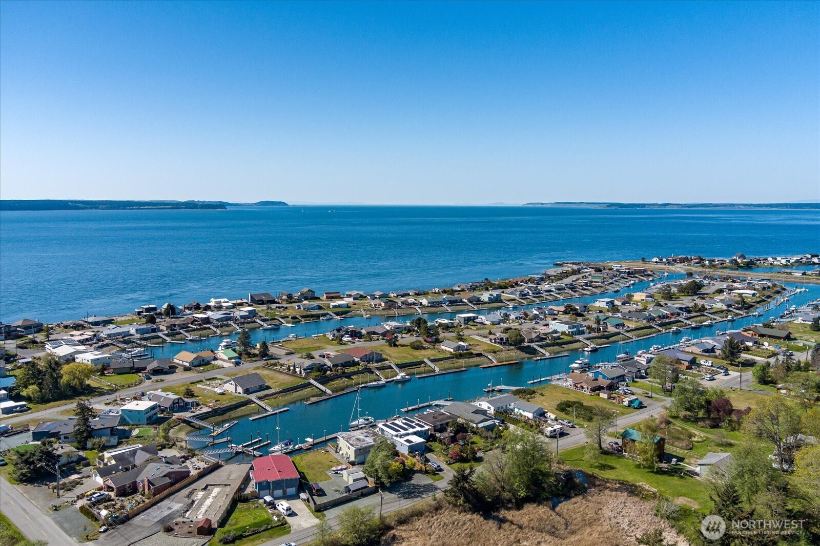 3661 Shorewood Avenue , Greenbank, WA 98253