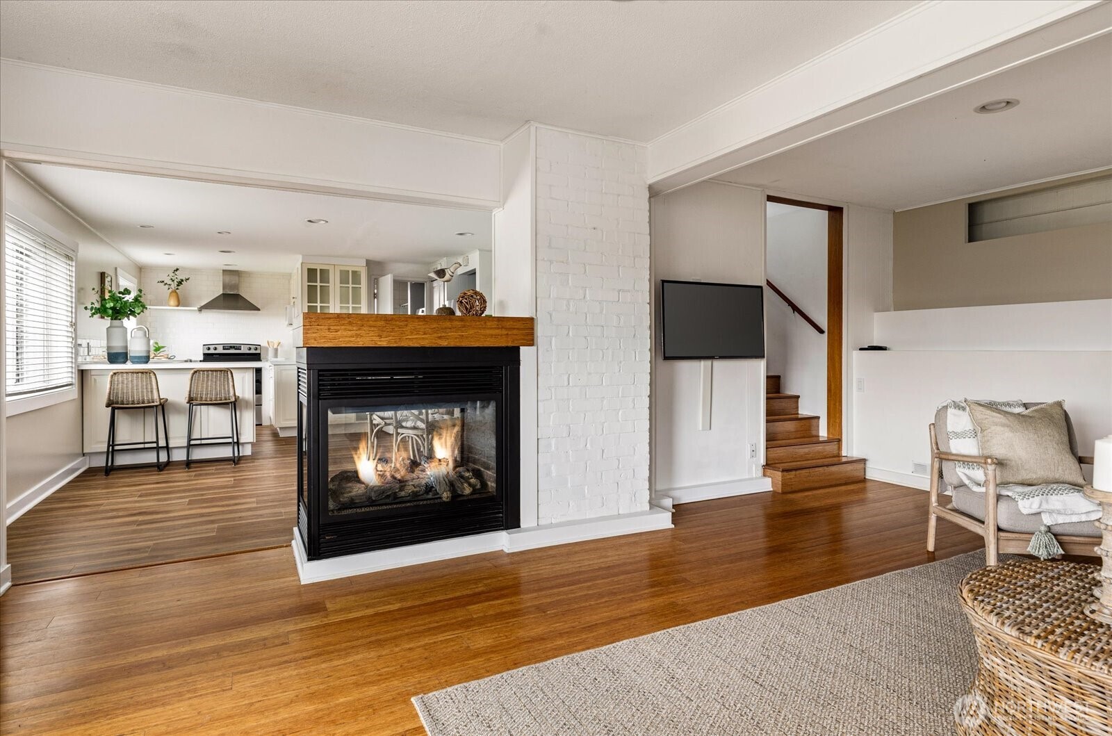 3661 Shorewood Avenue , Greenbank, WA 98253