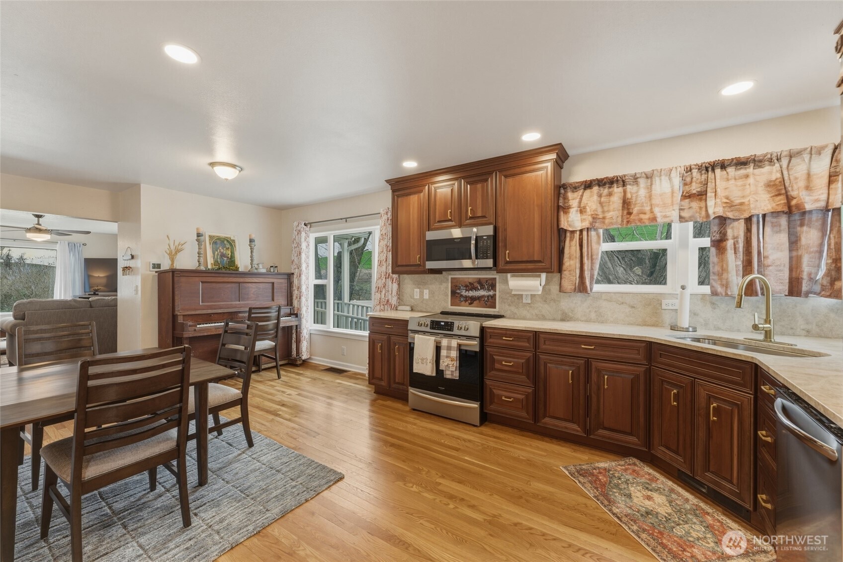 315 Thorn Hollow Road , Dayton, WA 99328