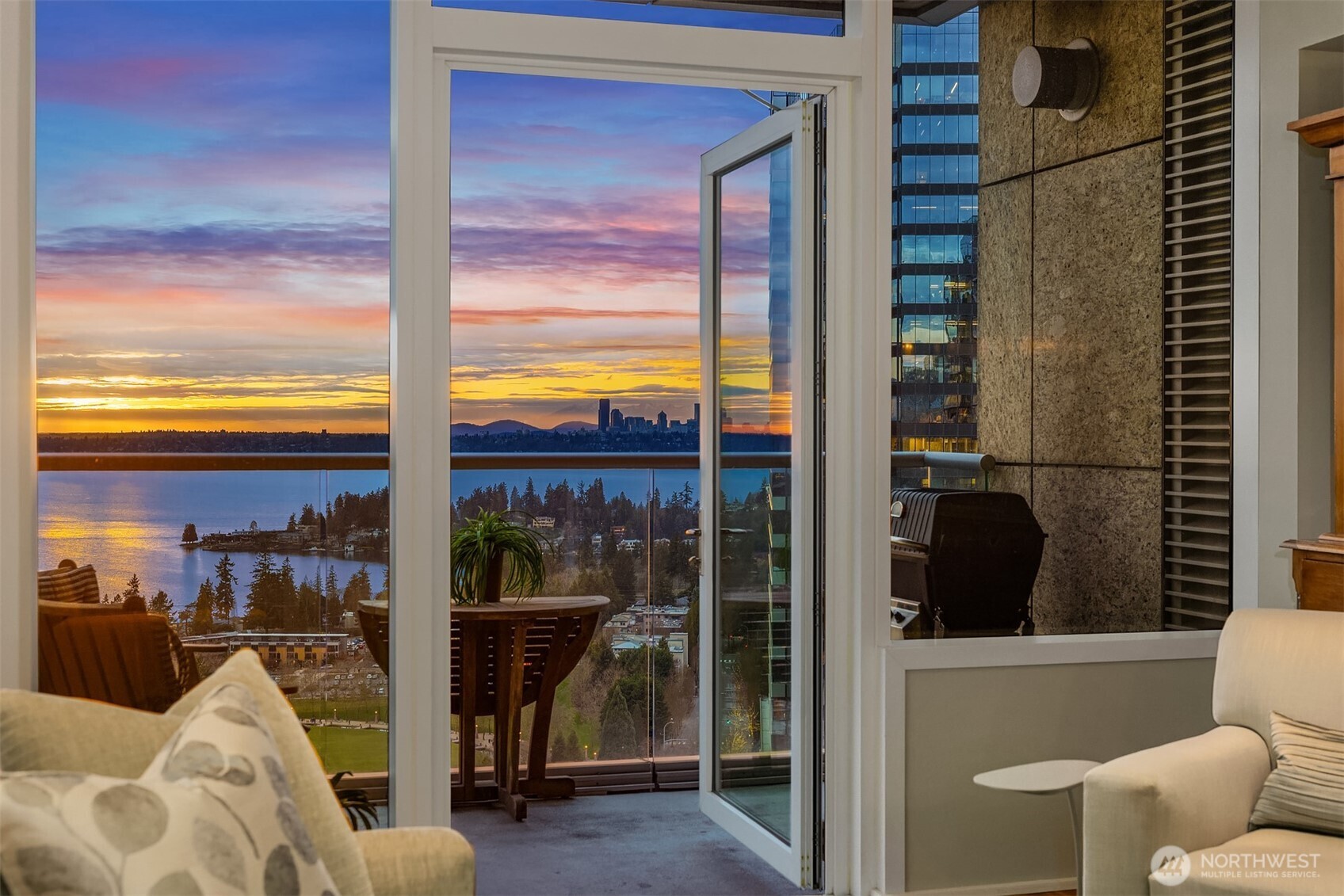 10700 NE 4th Street #3016, Bellevue, WA 98004