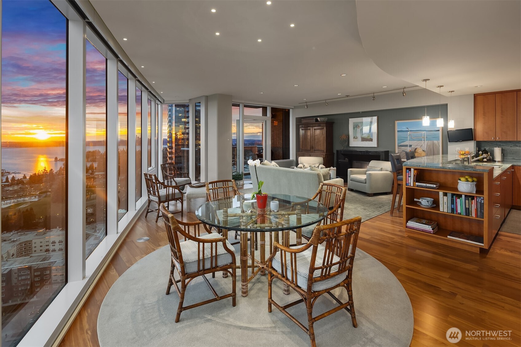 10700 NE 4th Street #3016, Bellevue, WA 98004