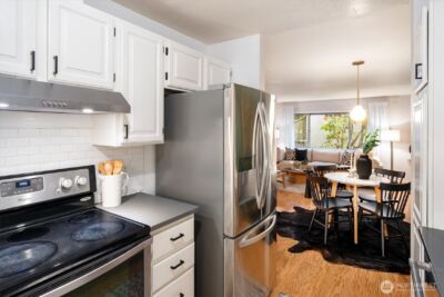 3820 NE 155th Place #403, Lake Forest Park, WA 98155 - Photo 10