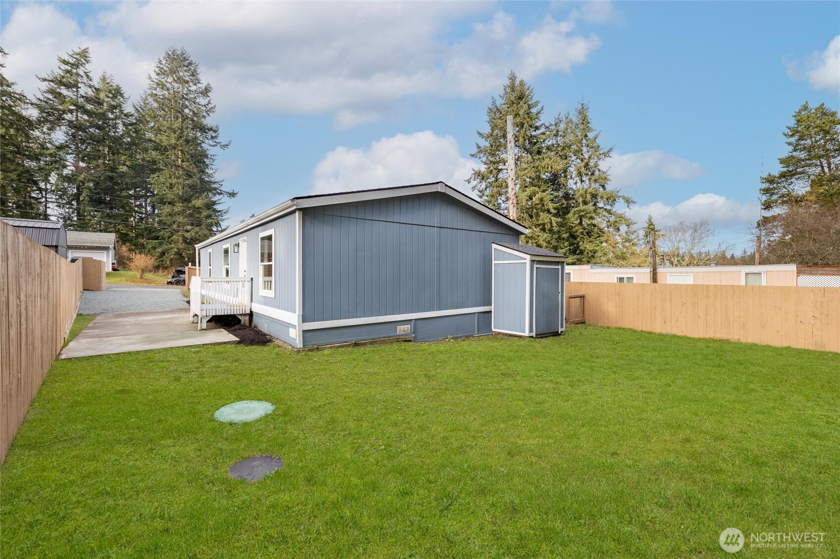 3234 Whitney Dr , Oak Harbor, WA 98277