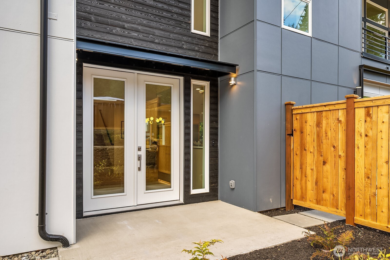 3983 162nd Place SE, Bellevue, WA 98006