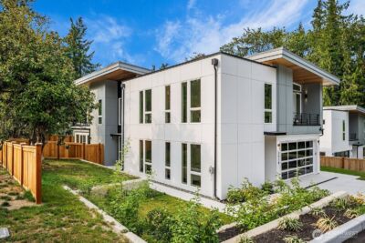 3978 162nd Place SE, Bellevue, WA 98006 - Photo 2