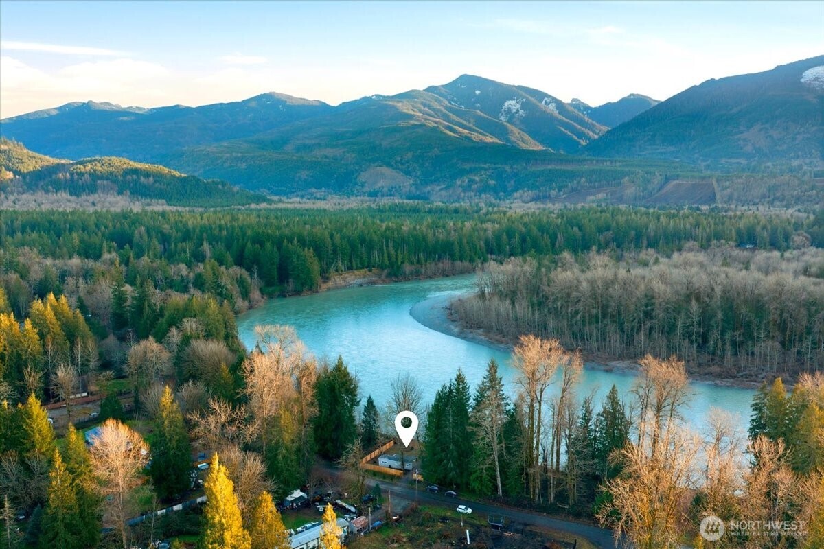 41722 S Shore Drive , Concrete, WA 98237