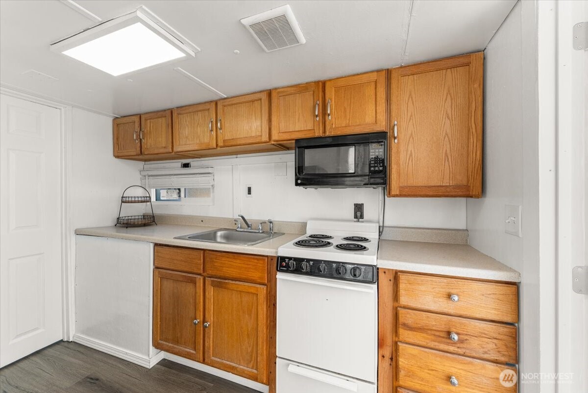 41722 S Shore Drive , Concrete, WA 98237