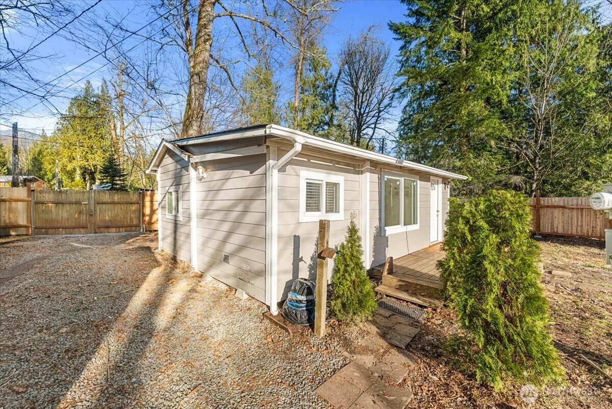 41722 S Shore Drive , Concrete, WA 98237