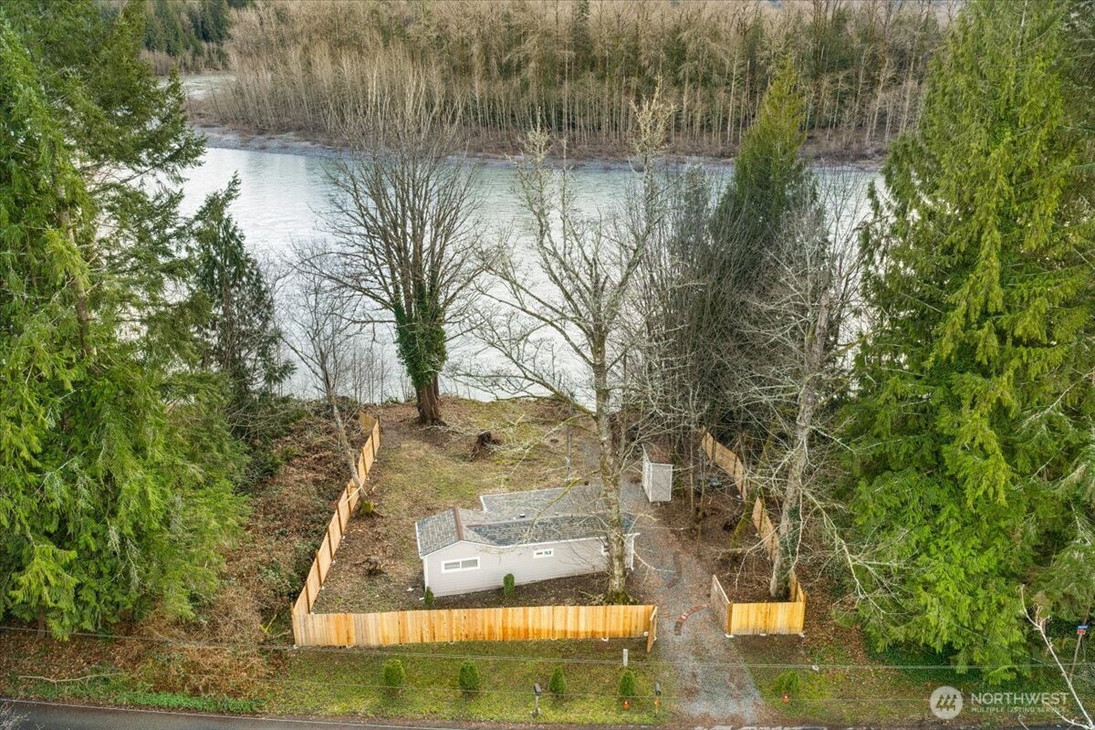 41722 S Shore Drive , Concrete, WA 98237