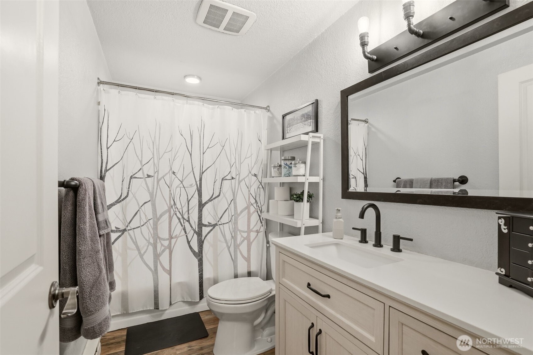 17625 W Main Street , Monroe, WA 98272