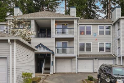 33020 10th Avenue SW #V302, Federal Way, WA 98003