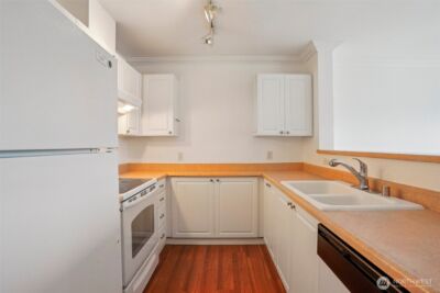 33020 10th Avenue SW #V302, Federal Way, WA 98003 - Photo 13