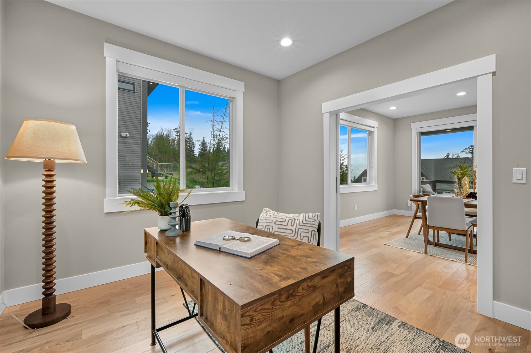 921 Whitewater Drive , Bellingham, WA 98229-3125