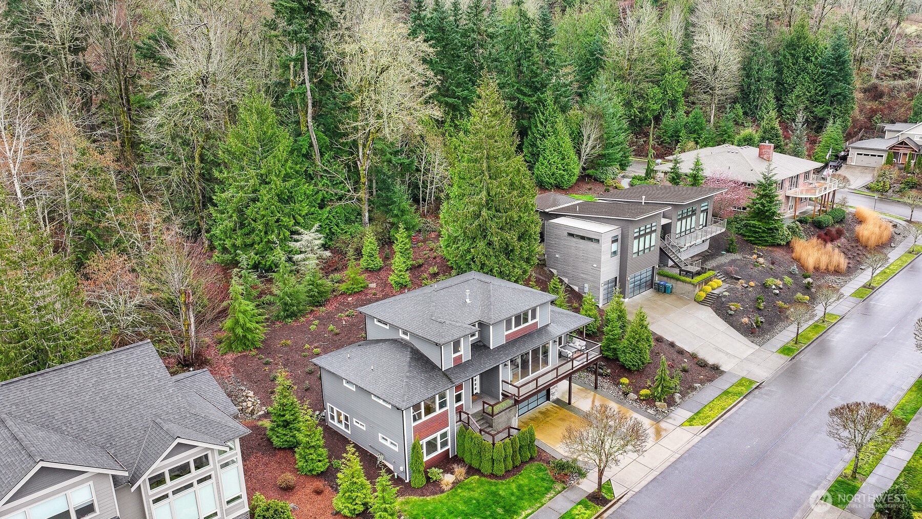 921 Whitewater Drive , Bellingham, WA 98229-3125