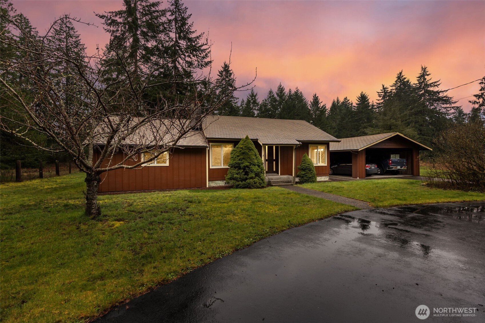 5501 89th Avenue SE, Olympia, WA 98513-8839