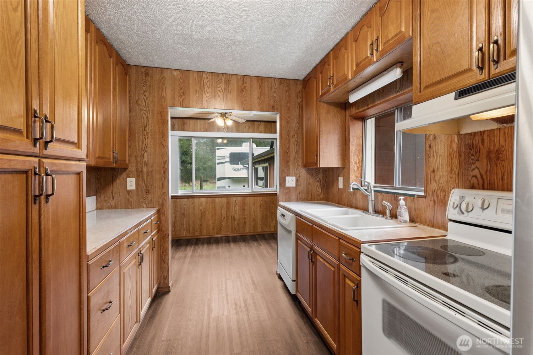 5501 89th Avenue SE, Olympia, WA 98513-8839