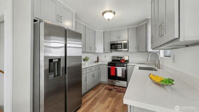 7301 32nd Avenue S, Seattle, WA 98118 - Photo 11