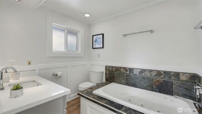 7301 32nd Avenue S, Seattle, WA 98118 - Photo 21