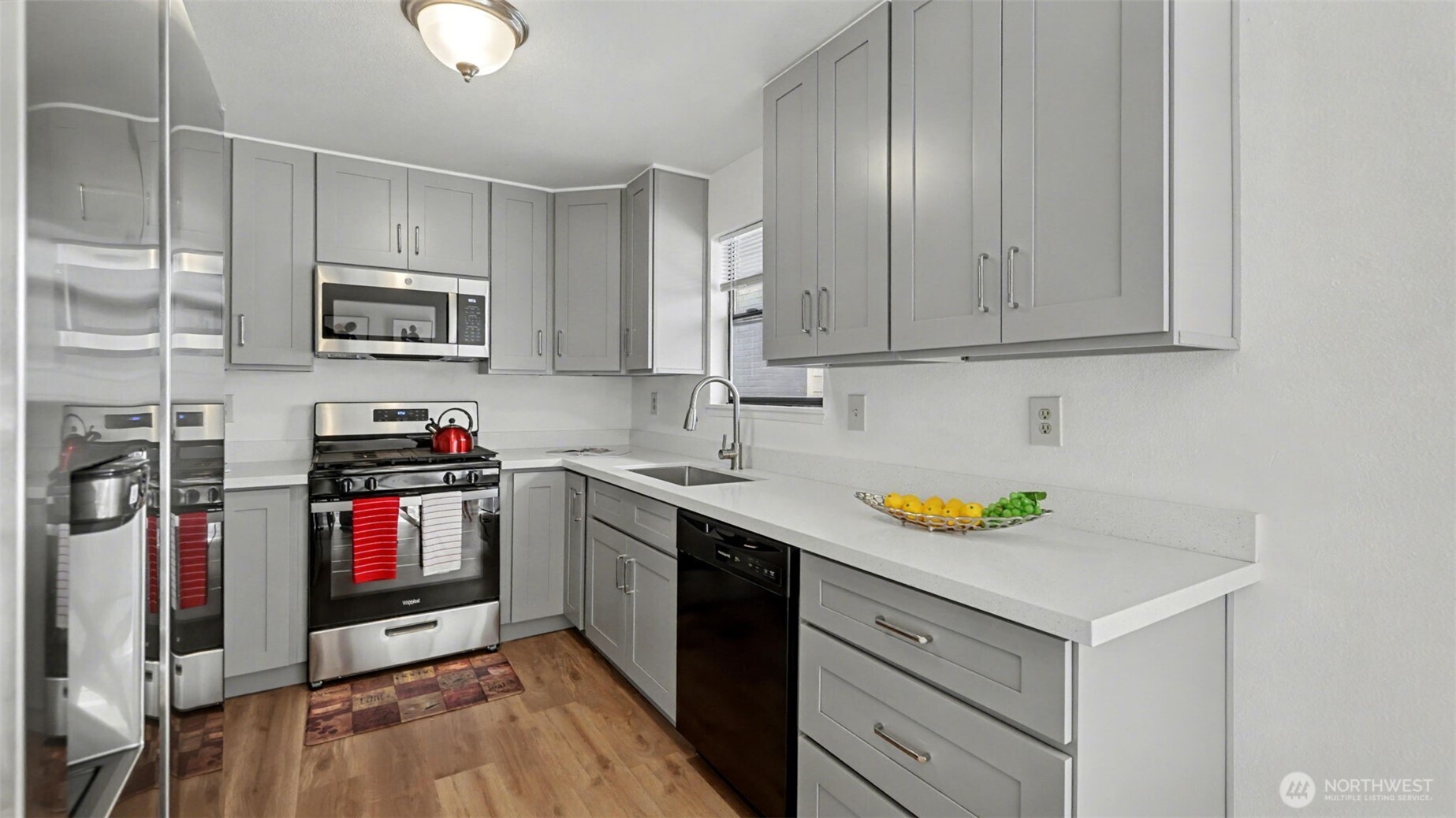 7301 32nd Avenue S, Seattle, WA 98118