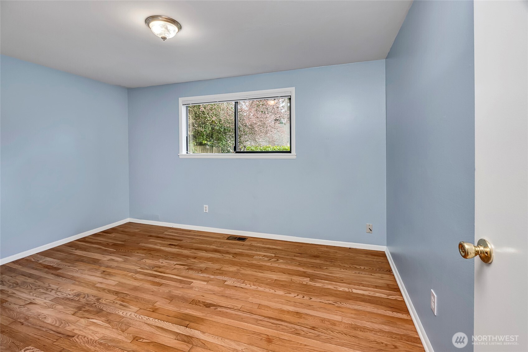 1840 NE 171 Street , Shoreline, WA 98155