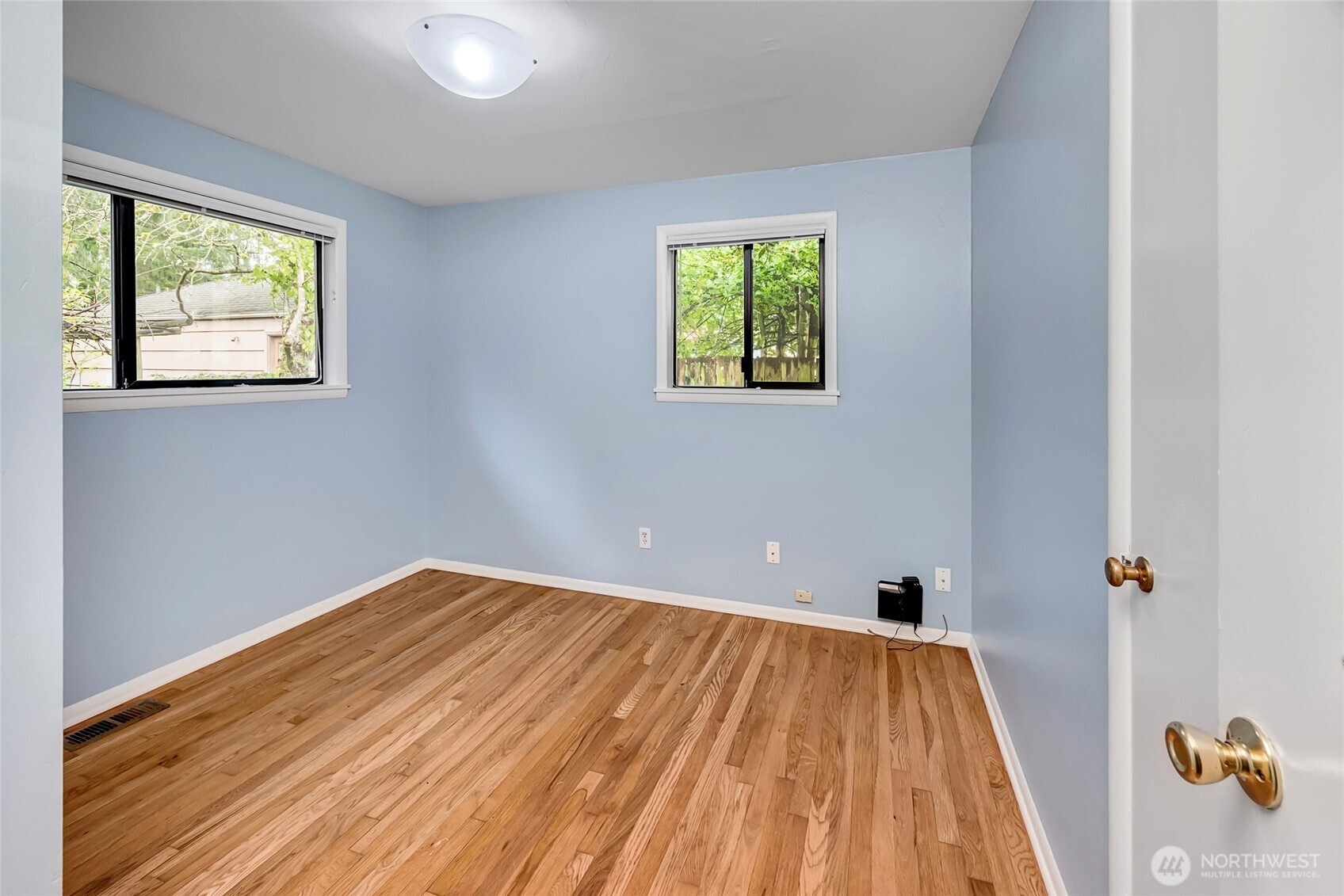 1840 NE 171 Street , Shoreline, WA 98155